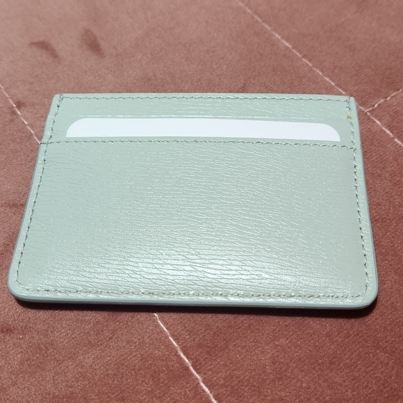 Gucci Card Case with Gucci Script, Pale Green - Picture 3 of 6